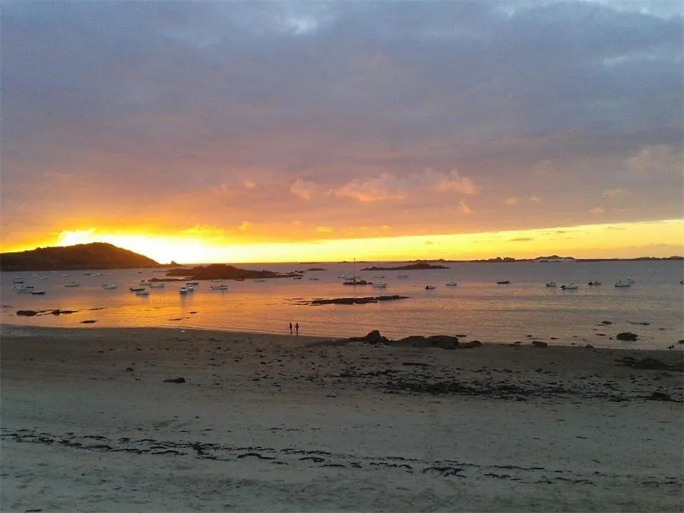 Appartement Superbe Vue Mer, Face A La Plage De Tresmeur A Trebeurden - Ref 660