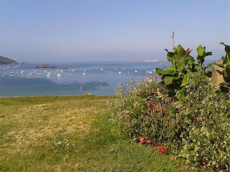 Appartement Superbe Vue Mer, Face A La Plage De Tresmeur A Trebeurden - Ref 660 0*,